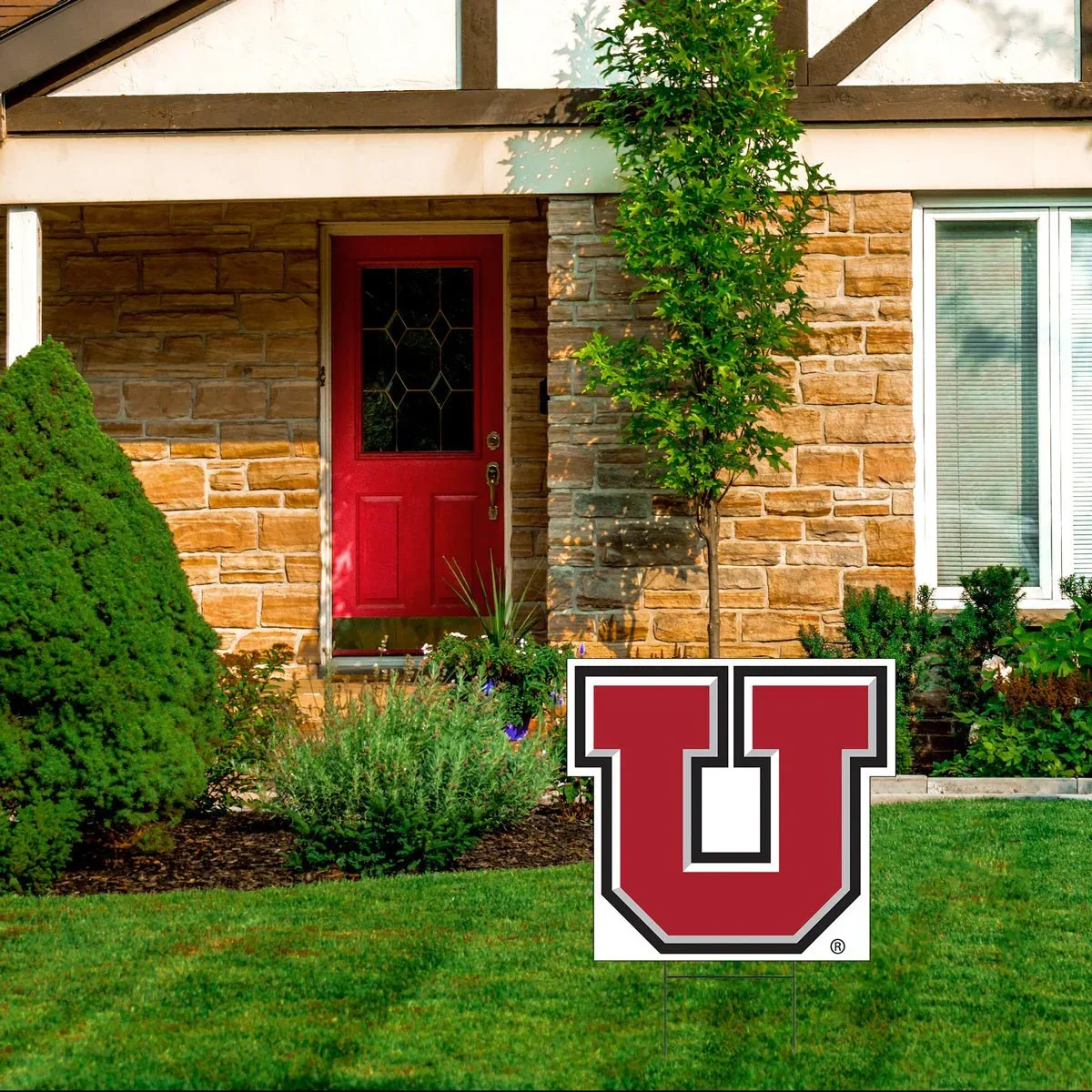 U of U Block U Shape Cut Yard Sign 23" x 23" | 1 ct